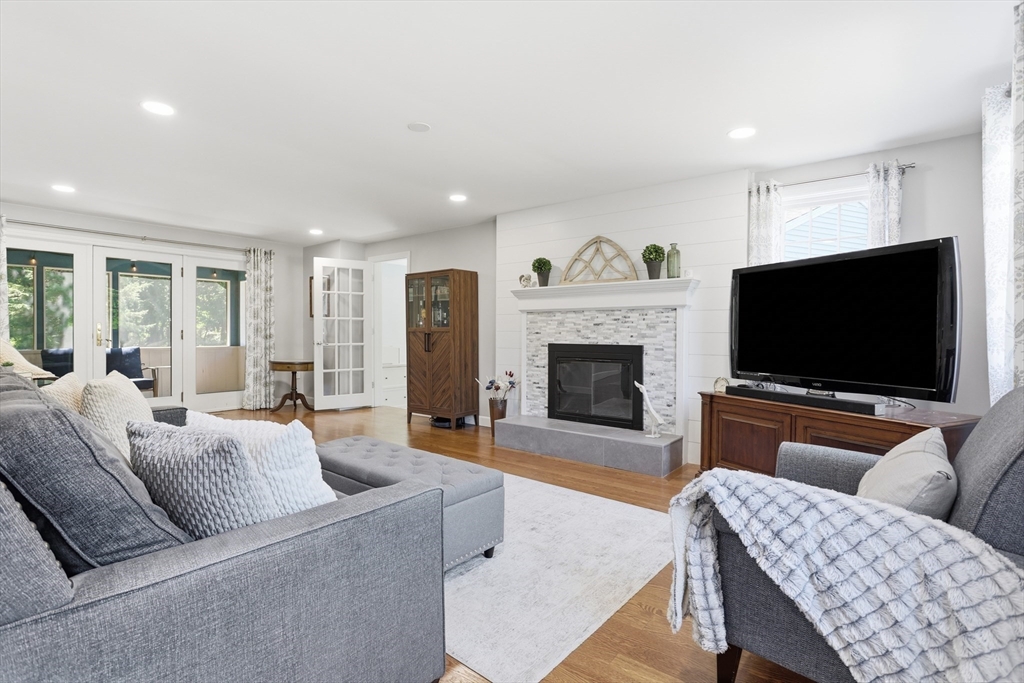 38 Dunstable Road Westford, MA 01886 - Photo 13 of 41 Gallery Image 13