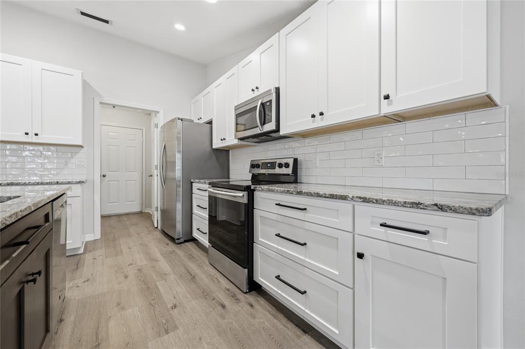 7813 Southwest 51 Boulevard Gainesville, FL 32608 - Photo 24 of 64