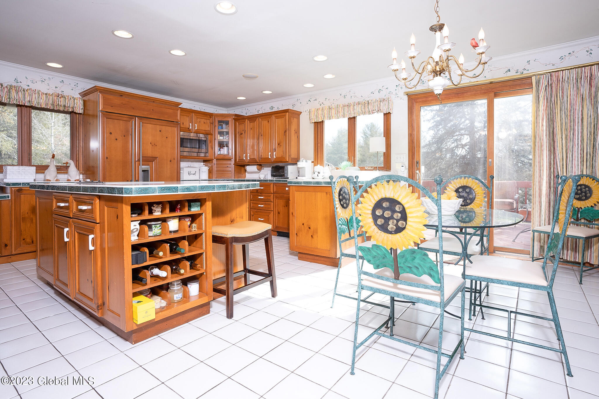 6 Brian Drive Rexford, NY 12148 - Photo 18 of 70 6989F8B5-ABB3-4AD6-918B-7330050C90DE