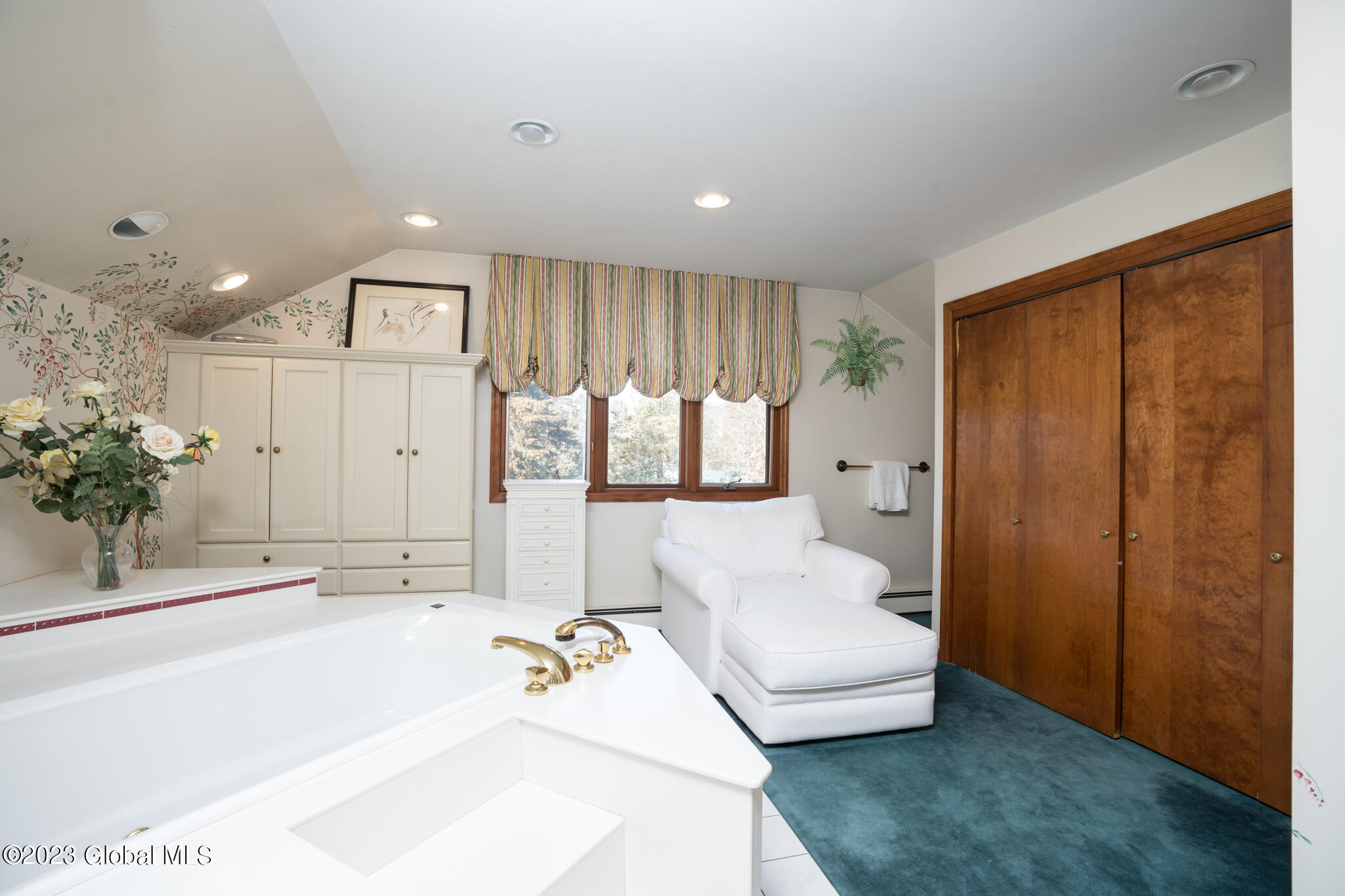 6 Brian Drive Rexford, NY 12148 - Photo 35 of 70 F624CDD7-8214-43B5-9A45-2AF966447405