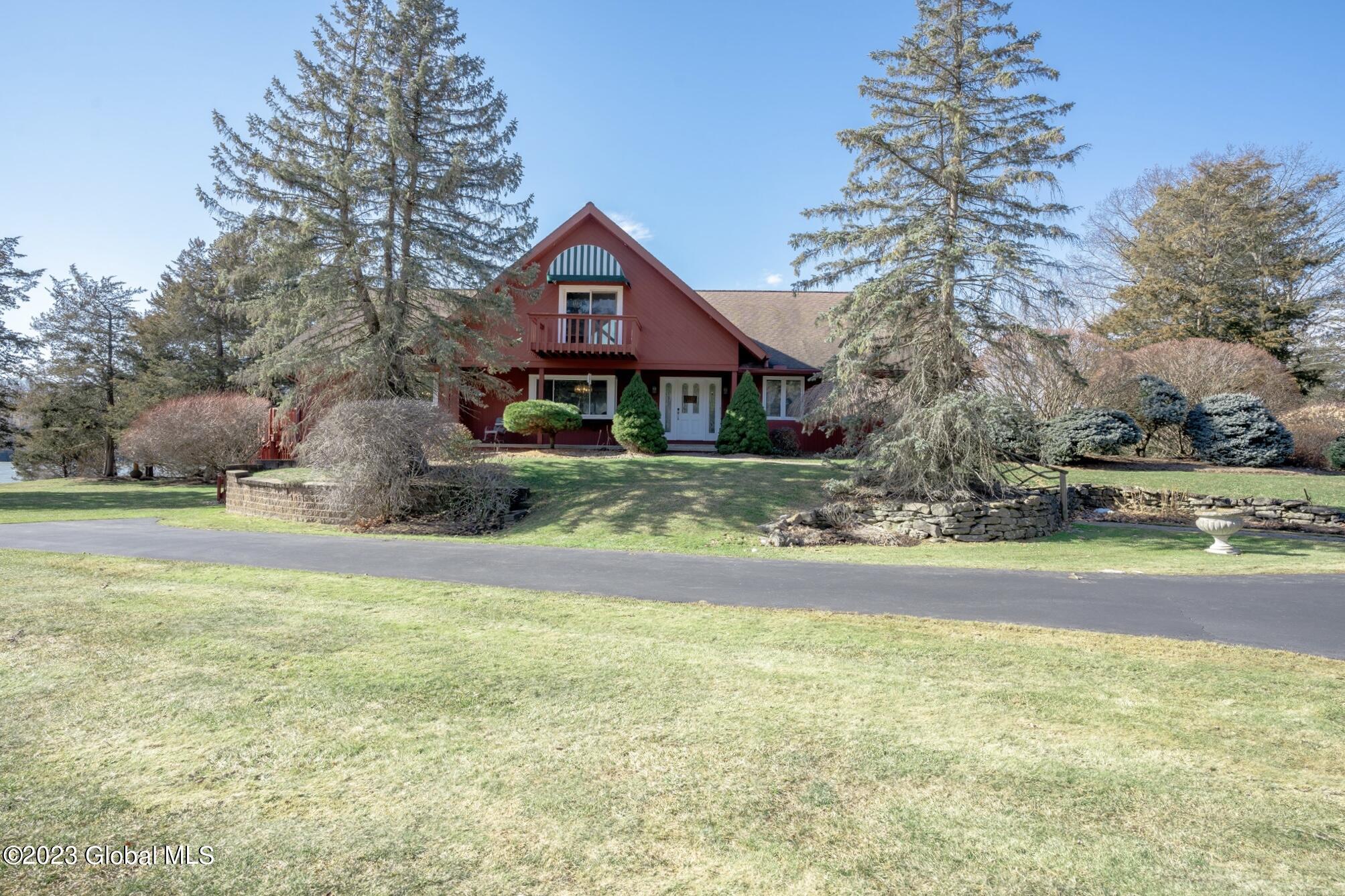 6 Brian Drive Rexford, NY 12148 - Photo 4 of 70 D7F15C58-F514-4886-BDD8-A17AAEBB64E4