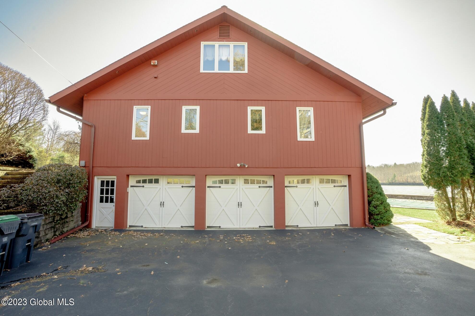 6 Brian Drive Rexford, NY 12148 - Photo 62 of 70 8A1618C9-ECFF-4E9A-8F13-30B2C0978D8E