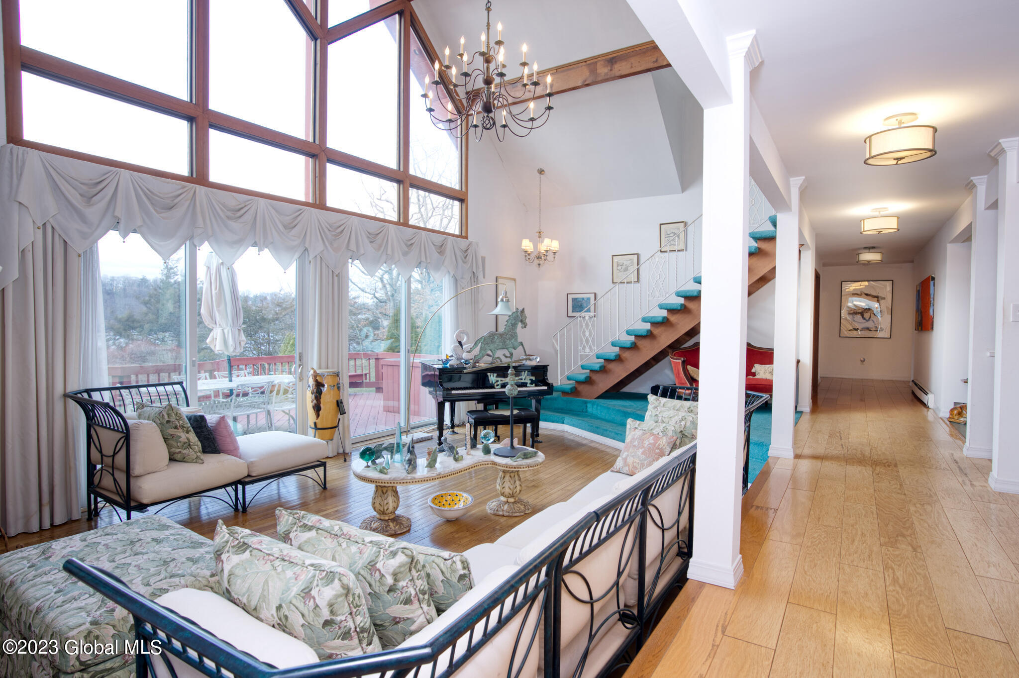 6 Brian Drive Rexford, NY 12148 - Photo 8 of 70 1E10D8B8-632F-45D6-877F-6BEC129221C3