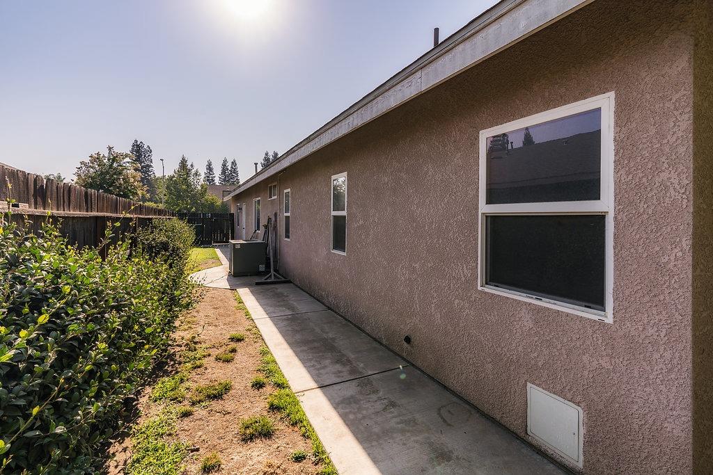 385 South Maple Drive Reedley, CA 93654 - Photo 26 of 36 Gallery Image 26