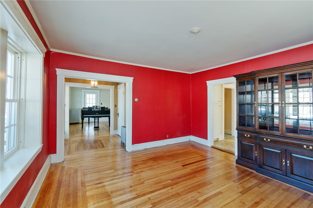 368 Great Road North Smithfield, RI 02896 - Photo 2 of 13 Gallery Image 2