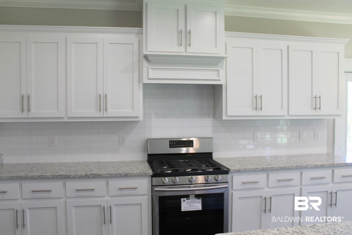 8733 Rosedown Lane Daphne, AL 36526 - Photo 7 of 32 Gas Range