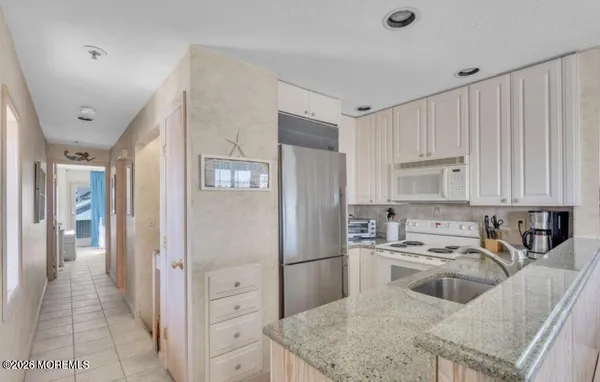 $4,700 | 2108 South Ocean Avenue, Unit 201B, South Seaside Park, NJ 08752