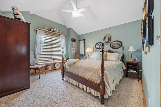 $779,900 | 4902 Rose Creek Parkway South, Fargo, ND 58104