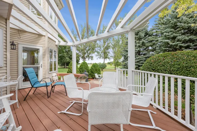 $779,900 | 4902 Rose Creek Parkway South, Fargo, ND 58104