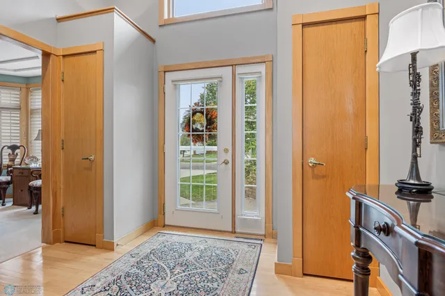 $779,900 | 4902 Rose Creek Parkway South, Fargo, ND 58104