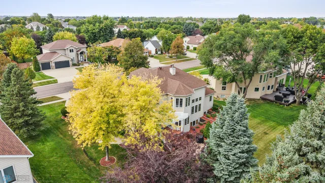 $779,900 | 4902 Rose Creek Parkway South, Fargo, ND 58104