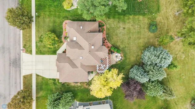 $779,900 | 4902 Rose Creek Parkway South, Fargo, ND 58104