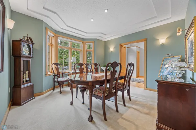 $779,900 | 4902 Rose Creek Parkway South, Fargo, ND 58104