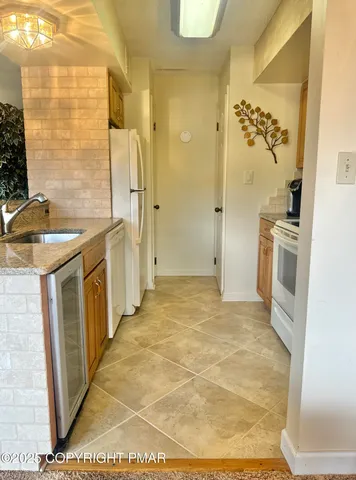 $1,650 | 33 Midlake Drive, Unit 101, Lake Harmony, PA 18624