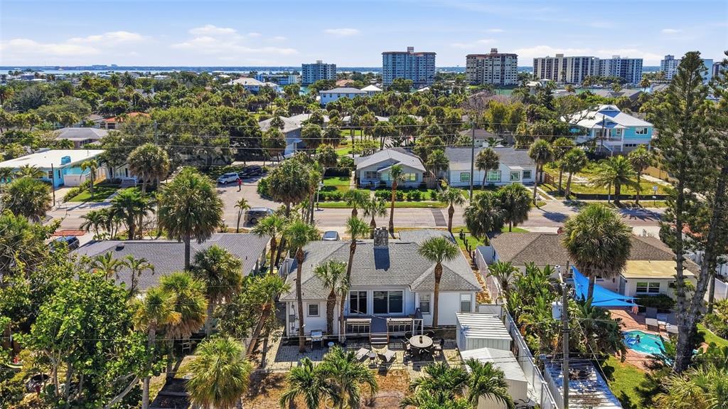 726 Mandalay Avenue Clearwater Beach, FL 33767 - Photo 41 of 49