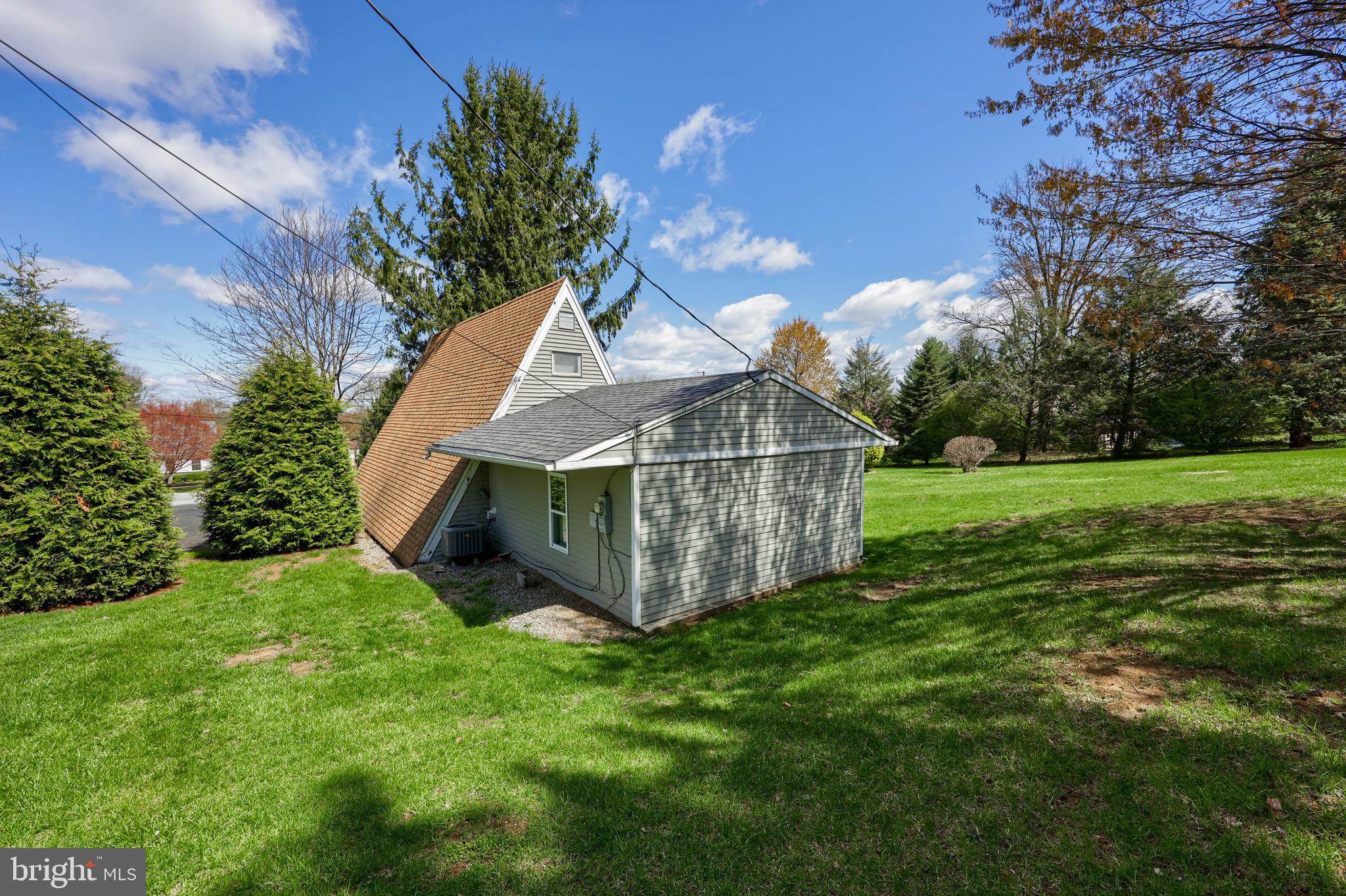 1770 Windy Hill Road Lancaster, PA 17602 - Photo 40 of 43 a view of a tiny house with a yard