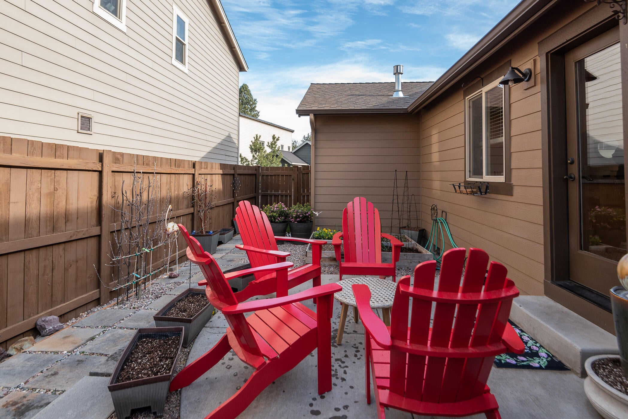 20274 Badger Road Bend, OR 97702 - Photo 21 of 25 Badger+Merrriewood_Melanie-6