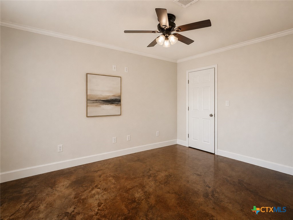 661 West Austin Street, Unit D Luling, TX 78648 - Photo 7 of 7