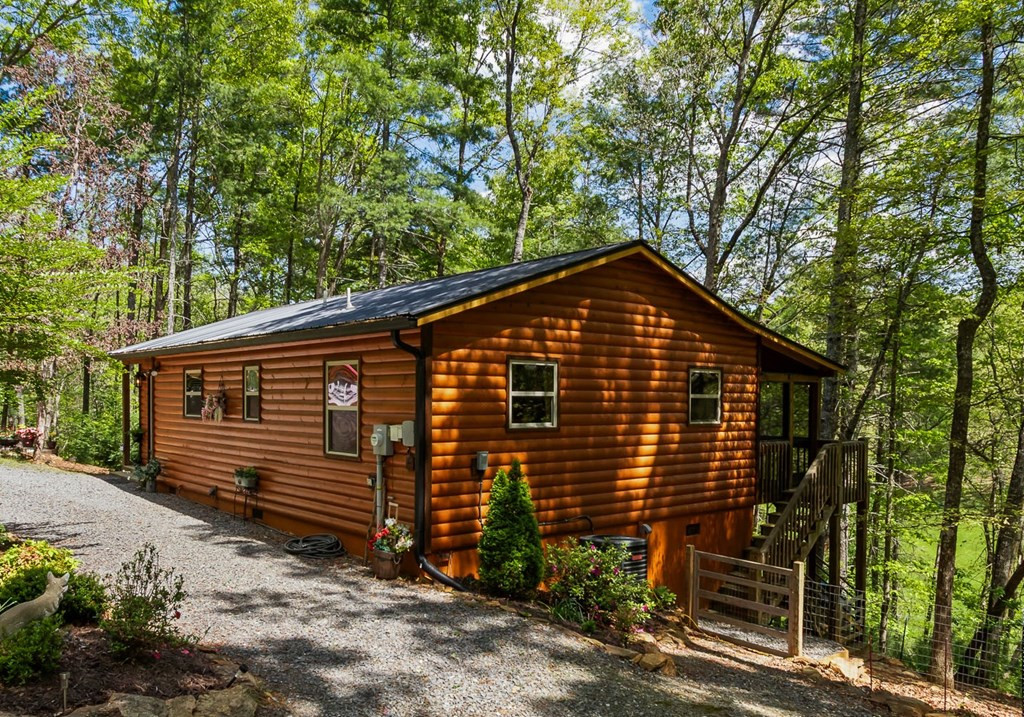 245 Fern Way Murphy, NC 28906 - Photo 2 of 59
