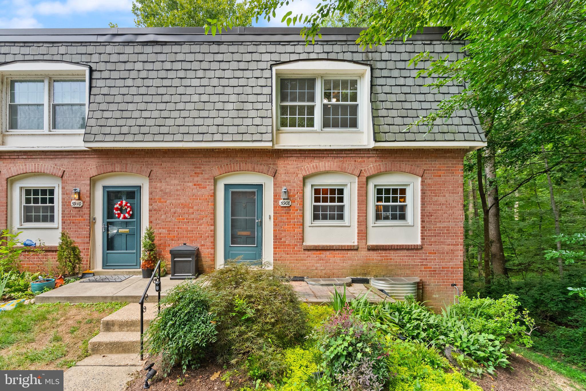 5908 Minutemen Road, Unit 293 Springfield, VA 22152 - Photo 1 of 58