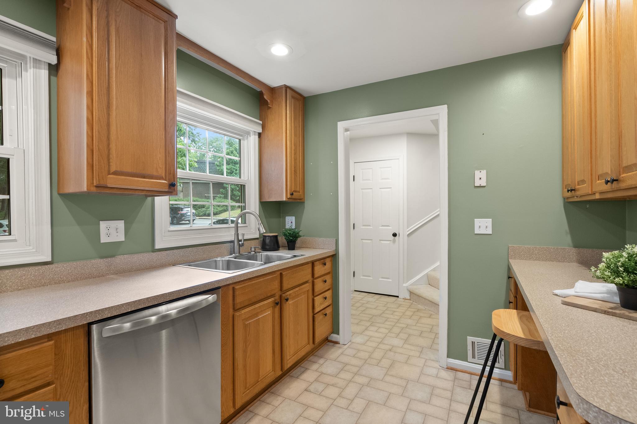 5908 Minutemen Road, Unit 293 Springfield, VA 22152 - Photo 8 of 58