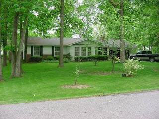 7001 Goodrich Road Fort Wayne, IN 46804 - Photo 1 of 6