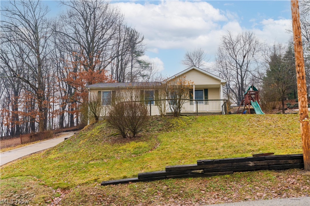 701 West Line Street Minerva, OH 44657 - Photo 2 of 37