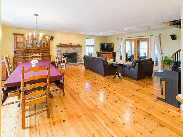 98 Barker Hill Road Townsend, MA 01469 - Photo 8 of 28 Gallery Image 8