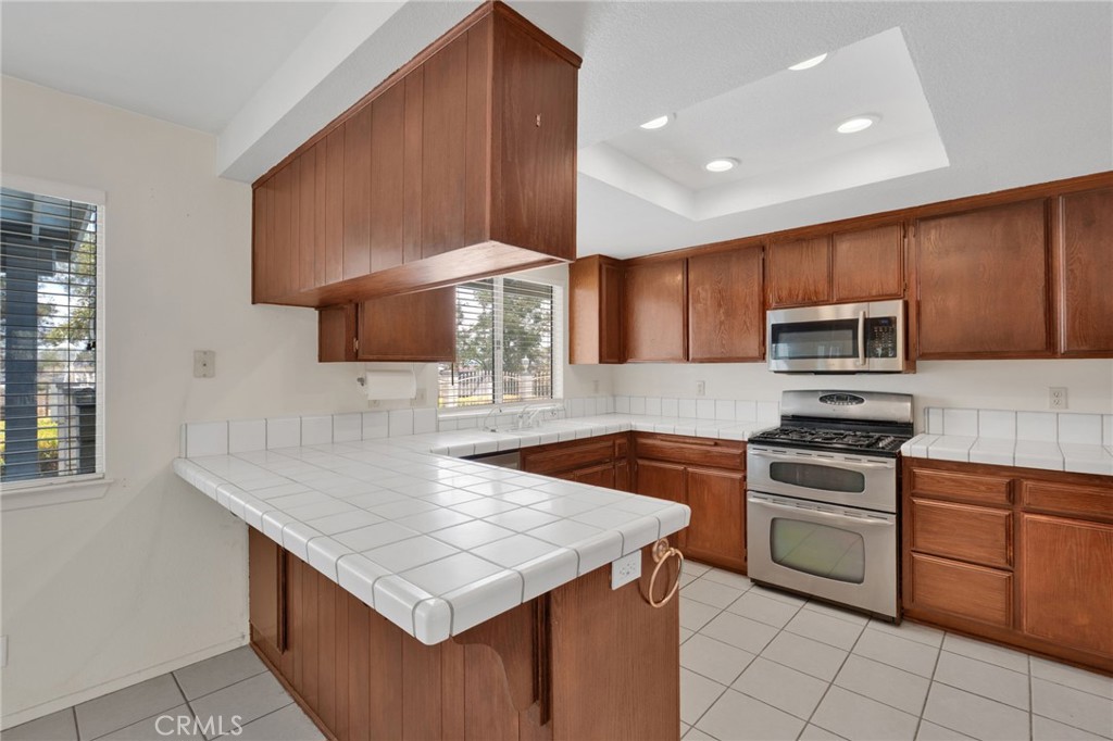 23333 Taos Road Apple Valley, CA 92307 - Photo 15 of 59