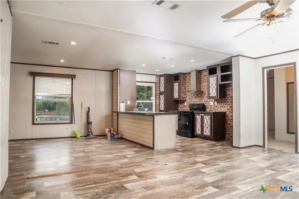 $275,000 | 293 Turkey Tree Trail, Seguin, TX 78155