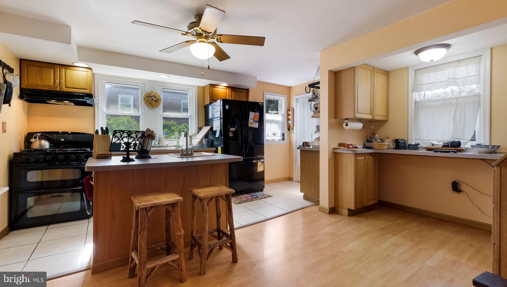 276 Orchard Road Springfield, PA 19064 - Photo 3 of 26 Kitchen