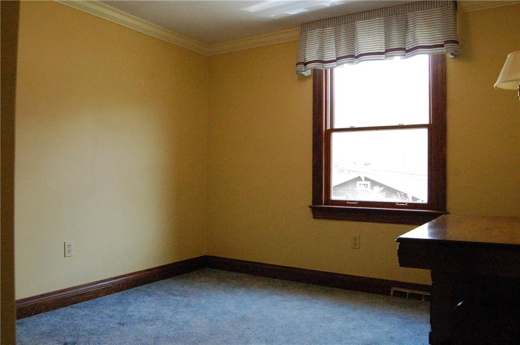 110 Woodside Road Pittsburgh, PA 15221 - Photo 18 of 24 Gallery Image 18