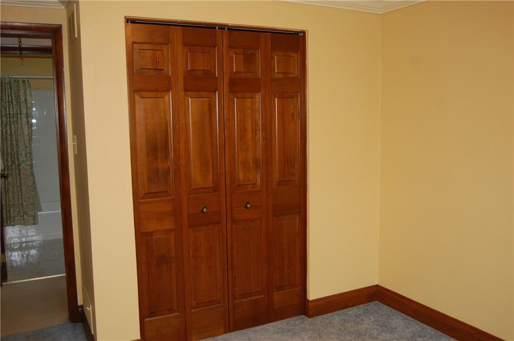 110 Woodside Road Pittsburgh, PA 15221 - Photo 19 of 24 Gallery Image 19