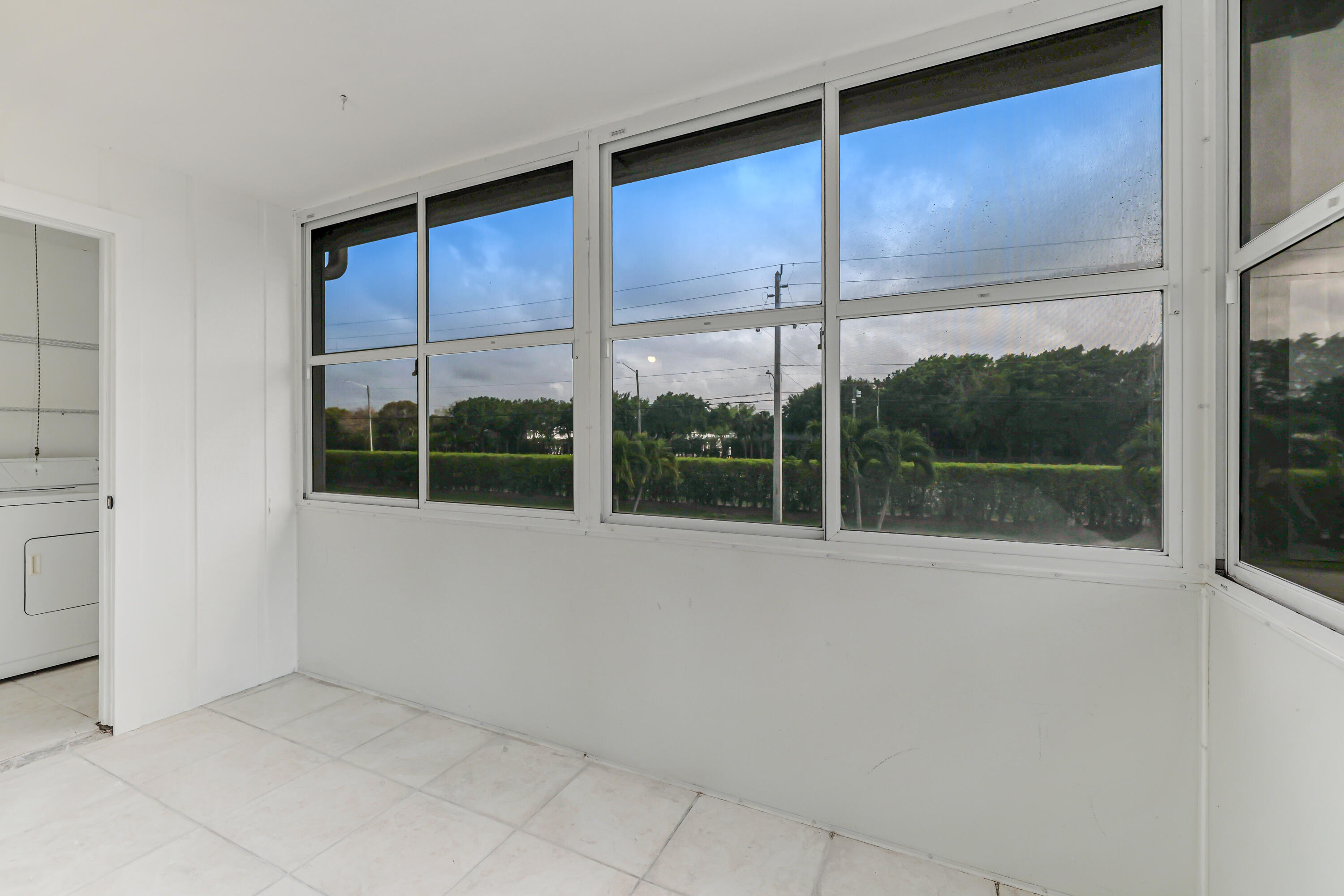 560 Capri East Delray Beach, FL 33484 - Photo 18 of 22 560 Capri L-32