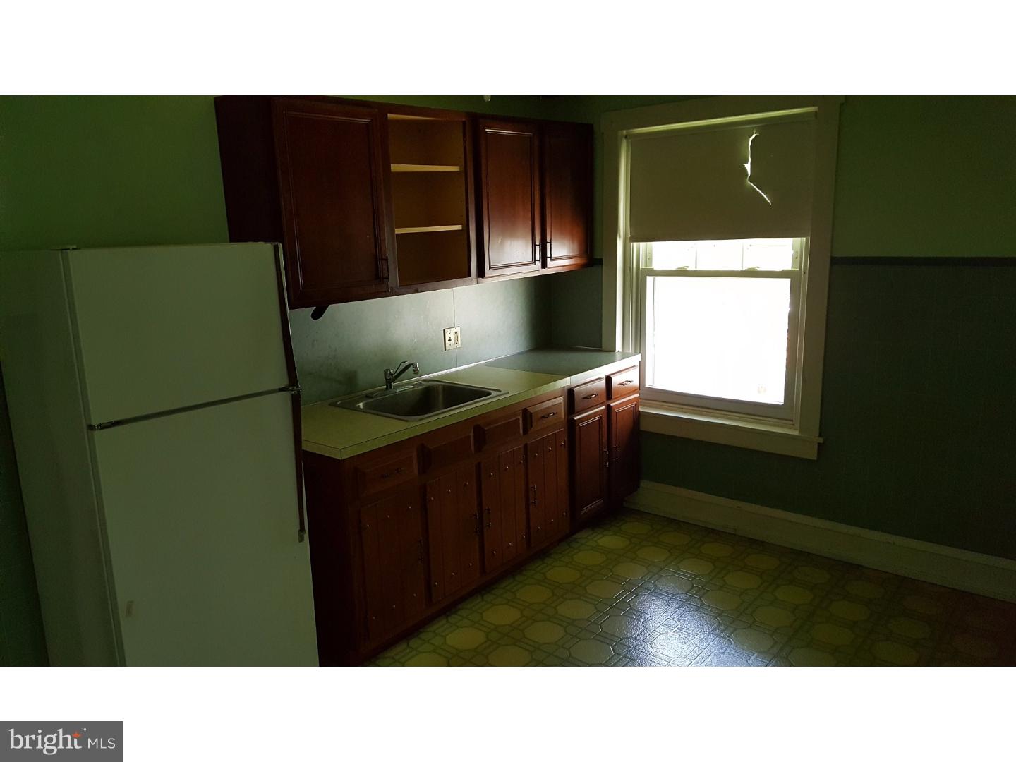 102 Cacoosing Avenue Sinking Spring, PA 19608 - Photo 8 of 16 Gallery Image 8