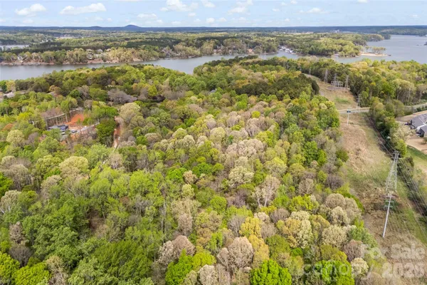 $2,935,100 | 10601 Wildlife Road, Charlotte, NC 28278