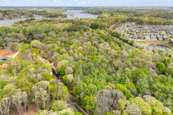 $2,935,100 | 10601 Wildlife Road, Charlotte, NC 28278