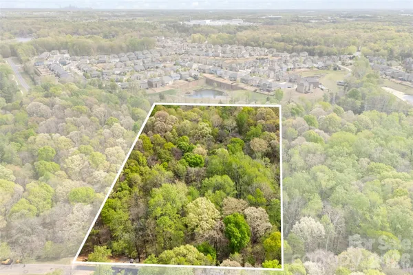 $2,935,100 | 10601 Wildlife Road, Charlotte, NC 28278