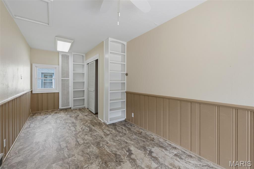 216 Turf Court Webster Groves, MO 63119 - Photo 4 of 37