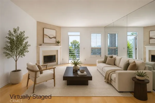 $699,000 | 2604 East 20th Street, Unit 305, Signal Hill, CA 90755