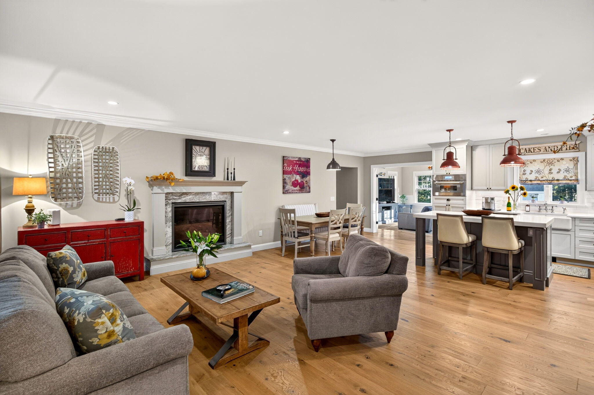 390 Airline Road Dennis, MA 02660 - Photo 8 of 46 Living Airline