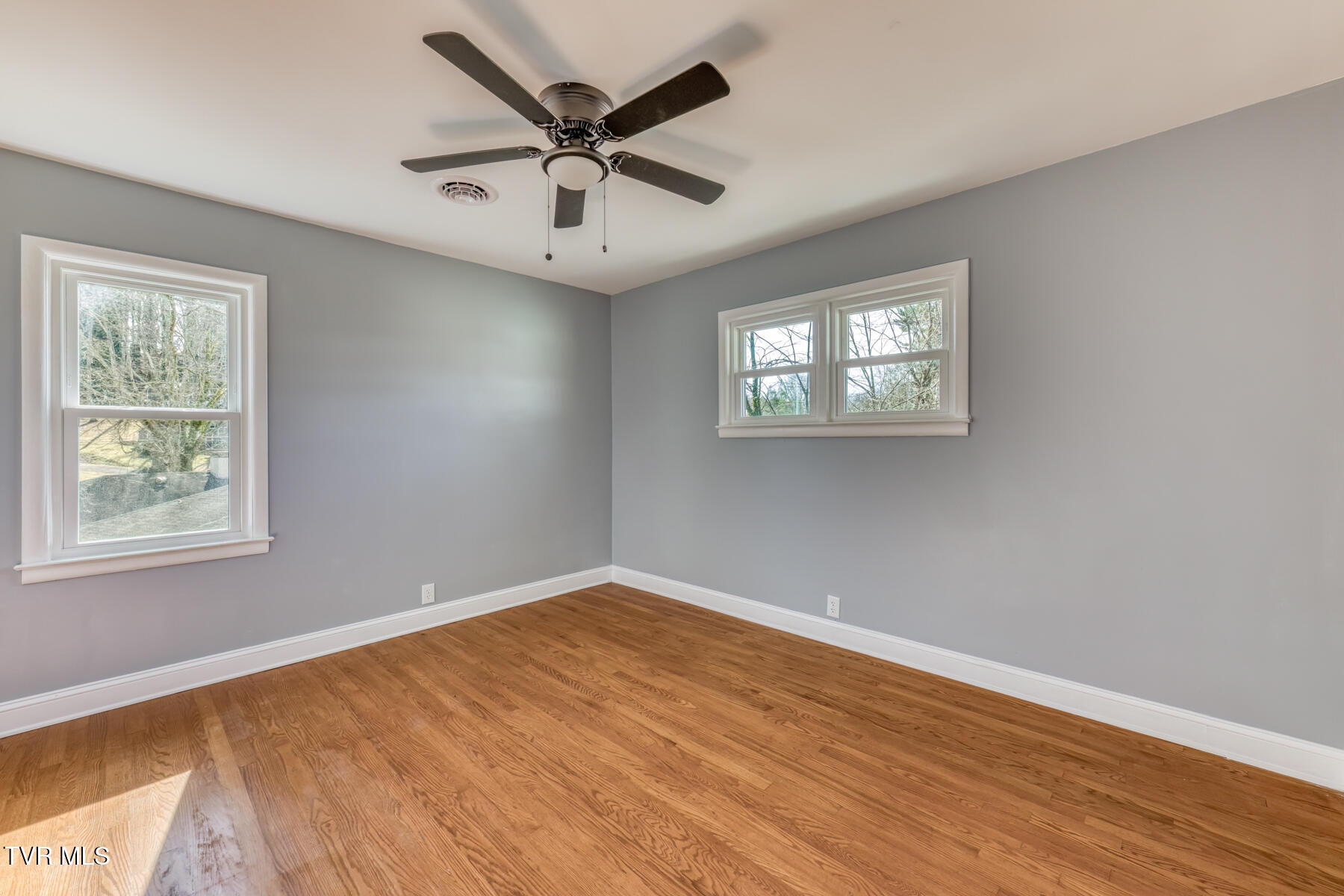 1140 Foxcroft Road Bristol, VA 24201 - Photo 24 of 50 1140 Foxcroft Rd-24
