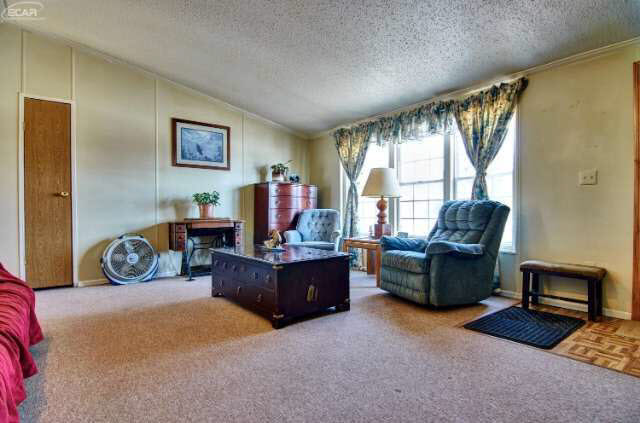 2697 Klam Road Lapeer, MI 48446 - Photo 10 of 50 21112799-9.JPG