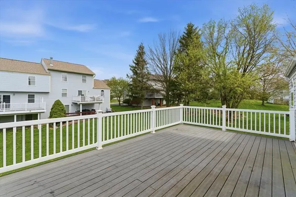 $325,000 | 1409 Lexington Drive, Lawrence, PA 15055
