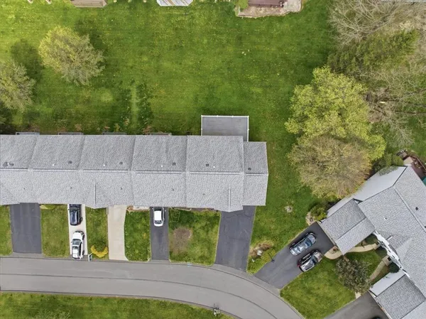 $325,000 | 1409 Lexington Drive, Lawrence, PA 15055