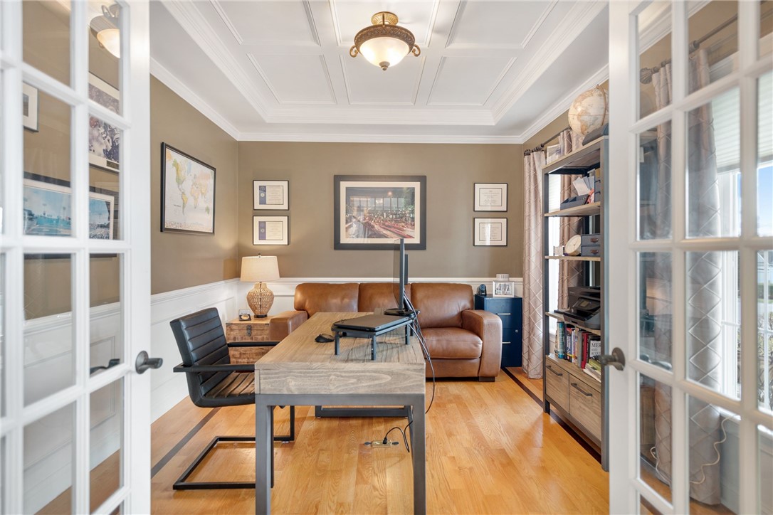 7 Stable Drive Cranston, RI 02831 - Photo 21 of 49