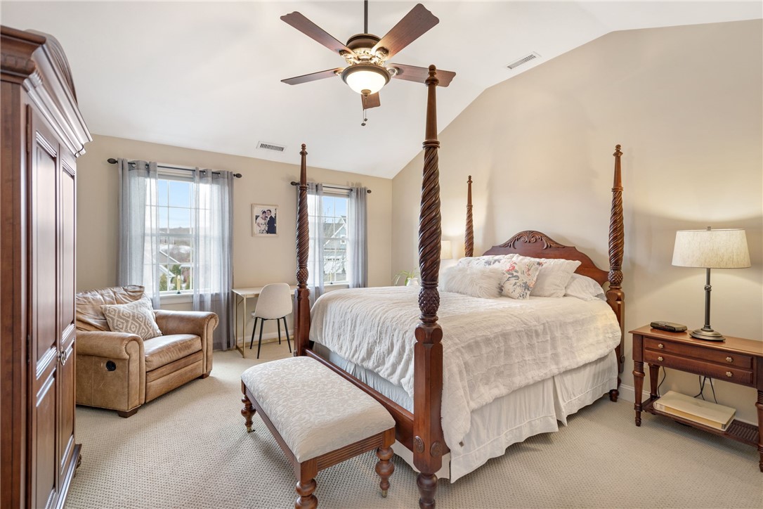 7 Stable Drive Cranston, RI 02831 - Photo 26 of 49