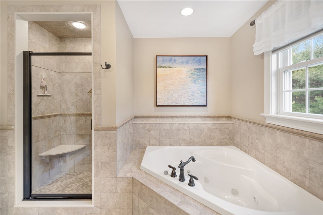 7 Stable Drive Cranston, RI 02831 - Photo 29 of 49