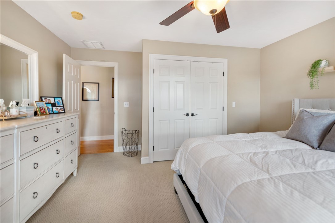 7 Stable Drive Cranston, RI 02831 - Photo 31 of 49