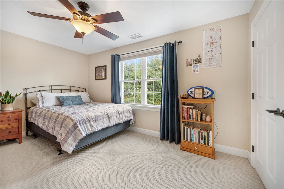 7 Stable Drive Cranston, RI 02831 - Photo 32 of 49